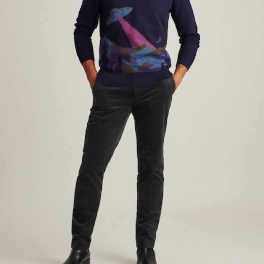 Italian Stretch Corduroy Trouser
35"x 32" in Black and Athletic